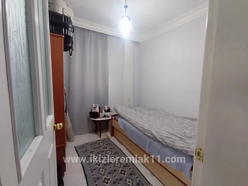 6+1-Zimmer Einfamilienhaus Zu verkaufen in Cumhuriyet Bz. Seferihisar Doğanbey - 200 m²