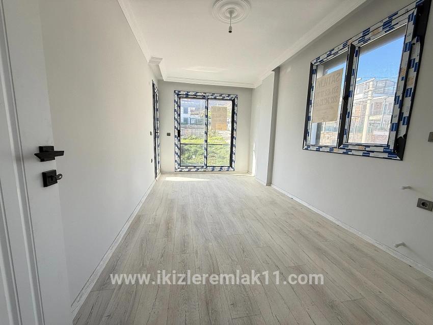 3+1-Zimmer Villa Zu verkaufen in Atatürk Bz. Seferihisar Doğanbey - 190 m²