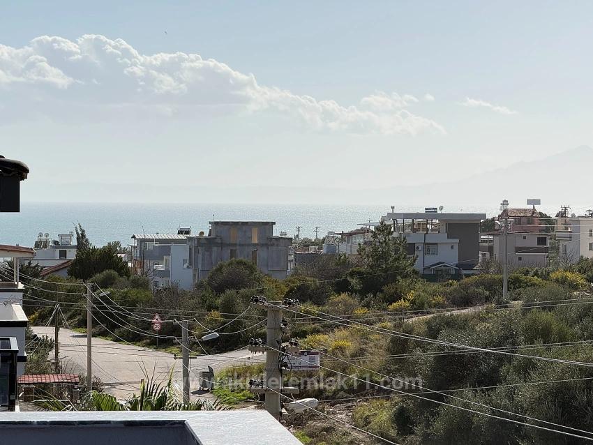 Freistehende 3+1-Villa Mit Garten Zum Verkauf In Doğanbey, Seferihisar