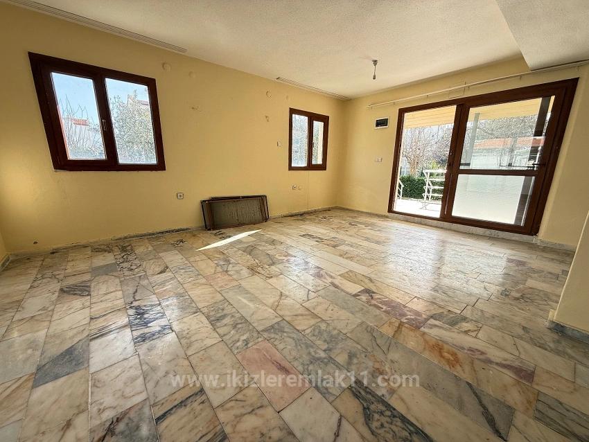 3+1 Maisonette-Villa Zum Verkauf Am Meer In Seferihisar Doğanbey