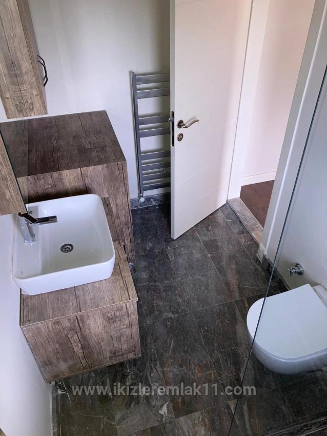 3+1-Maisonette-Villa Mit Großem Garten In Doğanbey, Seferihisar Zu Verkaufen