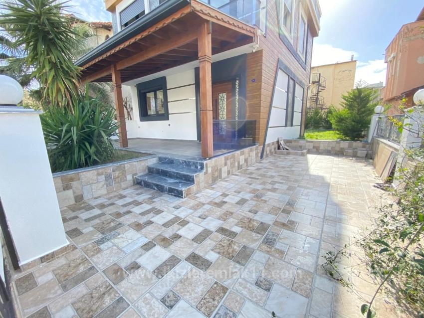 Freistehende 3+1 Ultra-Luxusvilla Am Meer Zum Verkauf In Doğanbey