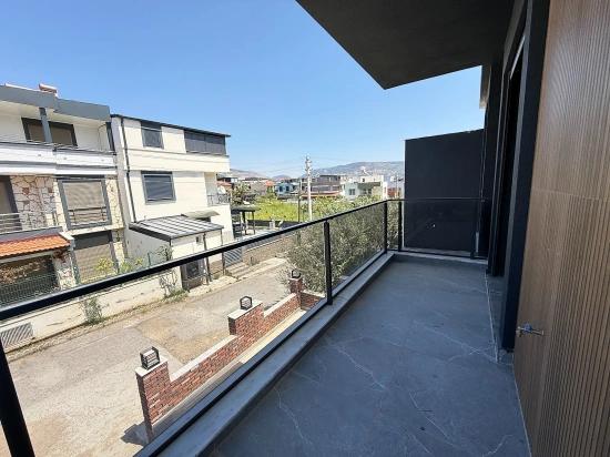 Brandneue, Freistehende 3+1-villa Zum Verkauf In Doğanbey, Seferihisar.