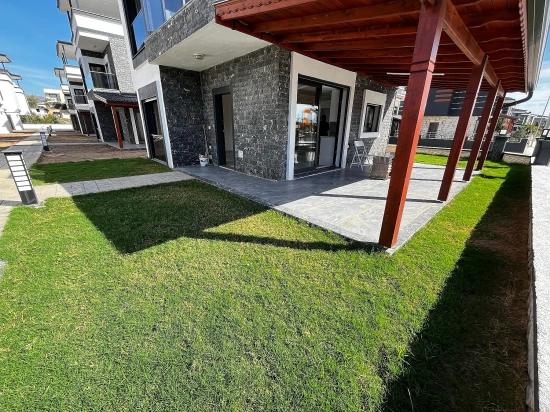 Brandneue Freistehende 3+1 Villa Mit Privatem Pool In Doğanbey, Seferihisar Zu Verkaufen.