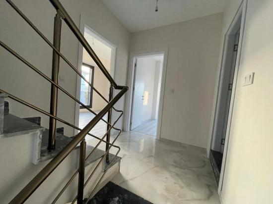 Brandneue Freistehende 3+1 Villa Mit Privatem Pool In Doğanbey, Seferihisar Zu Verkaufen.
