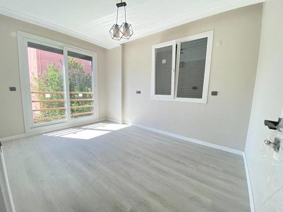 Brandneue, Freistehende Luxusvilla Mit 3 Schlafzimmern Und Einem Zusätzlichen Zimmer In Doğanbey, Seferihisar, Zu Verkaufen.