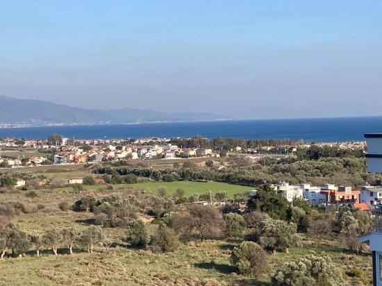 2+1 Villa Mit Meerblick Und Garten Zum Verkauf In Doğanbey, Seferihisar