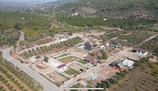 In Seferihisar Doğanbey Kavakdere Zu Verkaufen 300 M2 Kupon Grundstück