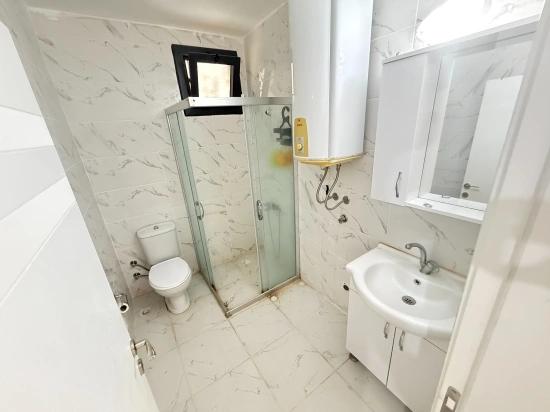 1+1 Erdgeschosswohnung In Ürkmez, 100 Meter Vom Meer Entfernt, Von İkizler.