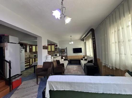 In Seferihisar Doğanbey Zu Verkaufen 4+1 500m Vom Meer Entfernt Villa