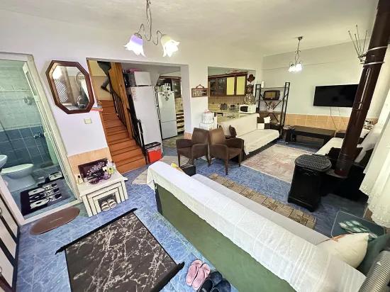 In Seferihisar Doğanbey Zu Verkaufen 4+1 500m Vom Meer Entfernt Villa