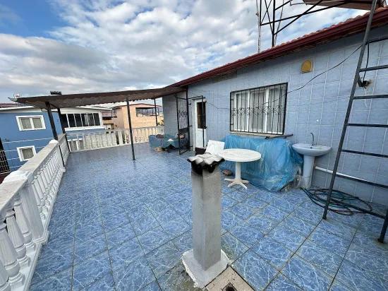 In Seferihisar Doğanbey Zu Verkaufen 4+1 500m Vom Meer Entfernt Villa