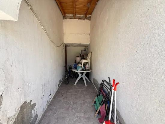 In Seferihisar Doğanbey Zu Verkaufen 3+1 Mit Meer 50m Gartenvilla