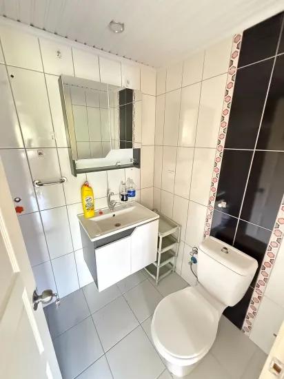 Seferihisar Ürkmez, 400m zum Meer, kostenfrei zu verkaufen 2+1 Wohnung