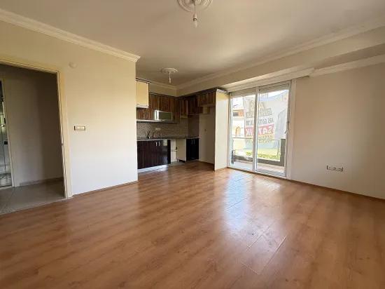 Seferihisar Ürkmez, 400m zum Meer, kostenfrei zu verkaufen 2+1 Wohnung