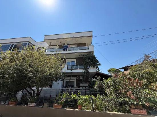 In Seferihisar Ürkmez 400m zum Meer, Kostenfrei Zu verkaufen 2+1 Wohnung
