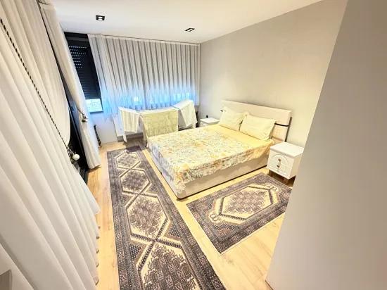 In Ürkmez Doğanbey luxuriös gebaut, geräumig und komfortabel 3+1 Villa