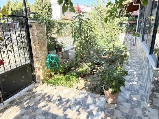In Ürkmez Doğanbey luxuriös gebaut, geräumig und komfortabel 3+1 Villa