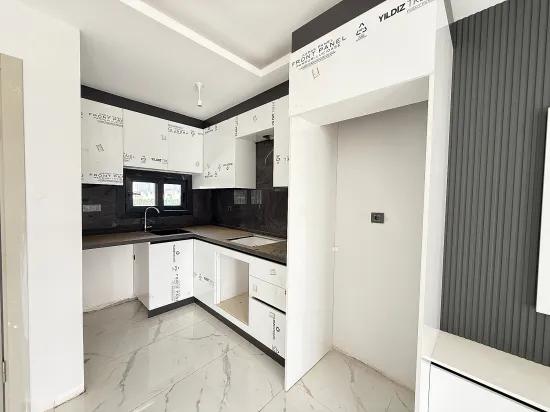 Seferihisar Doğanbey – Zu verkaufen neue 3+1 Duplex Villa – Großzügiger Garten