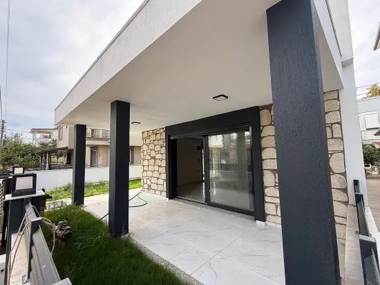 🏡 Seferihisar Doğanbey Zentrum zum Verkauf 3+1 Ultra-luxus Duplex Villa