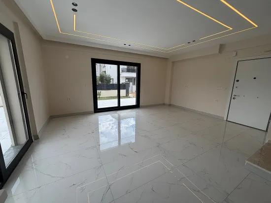 In Gümüldür zum Verkauf Ultra-luxus 3+1 Villa