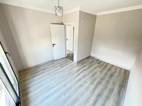 Brandneue, Freistehende 3+1-zimmer-villa Mit Großem Garten In Seferihisar Doğanbey Zu Verkaufen