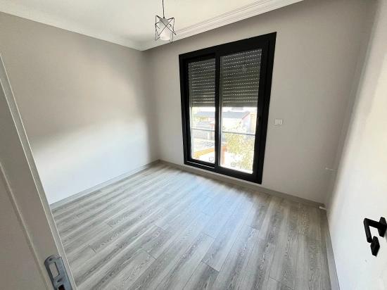 Brandneue, Freistehende 3+1-zimmer-villa Mit Großem Garten In Seferihisar Doğanbey Zu Verkaufen