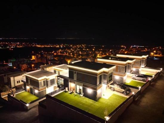 Freistehendes Einfamilienhaus In Seferihisar Doğanbey Mit Großem Garten Und Panoramablick Auf Das Meer Zu Verkaufen