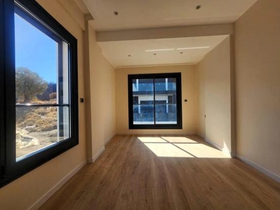 Freistehendes Einfamilienhaus In Seferihisar Doğanbey Mit Großem Garten Und Panoramablick Auf Das Meer Zu Verkaufen
