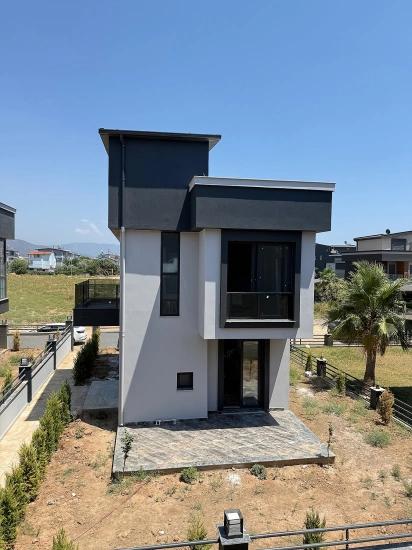 2 + 1 Villa Mit Freistehendem Garten Zum Verkauf In Seferihisar Doğanbey