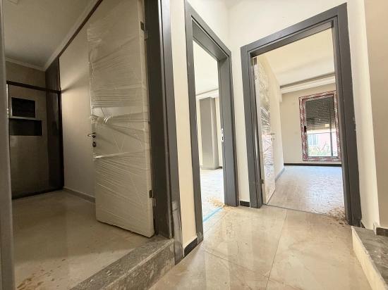 3+1 Villa Mit Brandneuem Garten In Seferihisar Doğanbey, In Meeresnähe, Zu Verkaufen