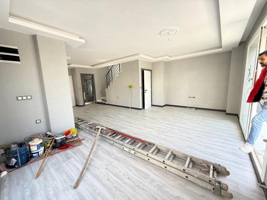 Freistehende 3+1-maisonette-villa Auf Einem 300 M2 Großen Grundstück In Seferihisar Doğanbey