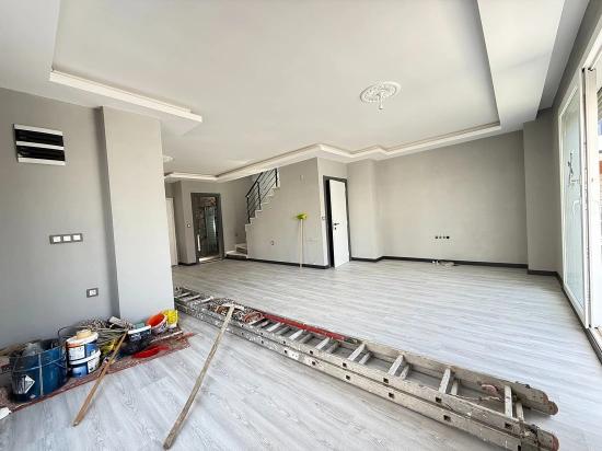 Freistehende 3+1-maisonette-villa Auf Einem 300 M2 Großen Grundstück In Seferihisar Doğanbey