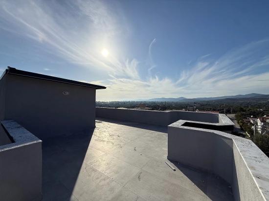 3+1 Eckvilla Mit Meerblick Und Separater Küche In Ürkmez