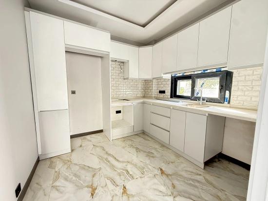 3+1 Eckvilla Mit Meerblick Und Separater Küche In Ürkmez