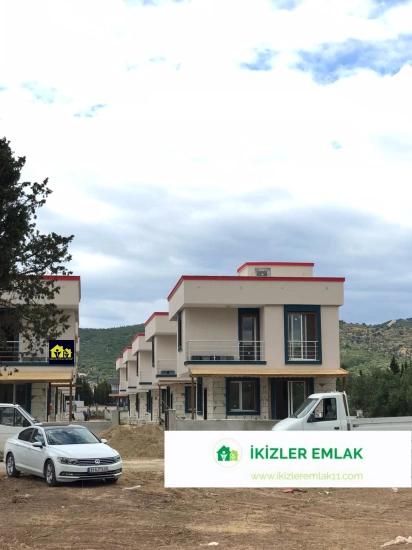 3+1 Brandneue Freistehende 3+1 Villa Zum Verkauf In Seferihisar Doğanbey
