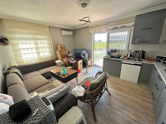 2+1 Wohnung Zum Verkauf Im Zentrum Von Seferihisar Ürkmez, Nahe Am Meer