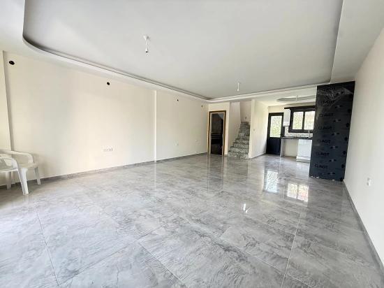 Brandneue 3+1-maisonette-villa/sommerhaus Zum Verkauf In Doğanbey, Seferihisar.