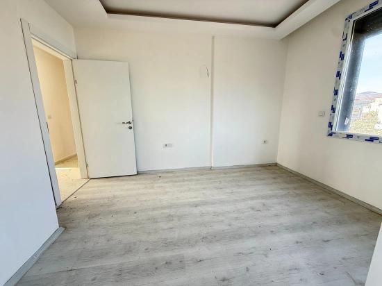 Nur Brandneue Freistehende 3+1-zimmer-villa Mit Garten In Doğanbey, Seferihisar Zu Verkaufen.