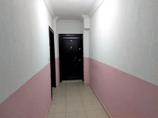 2+1 Wohnung Zum Verkauf Im Zentrum Von Seferihisar Ürkmez, Separate Küche