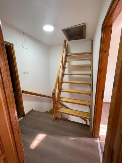 3+1 Maisonette-villa Mit Garten In Seferihisar Ürkmez, Direkt Am Meer Zu Verkaufen.