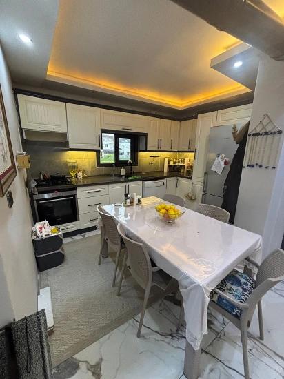 3+1 Maisonette-Ferienhaus Mit Garten Zum Verkauf In Seferihisar Doğanbey