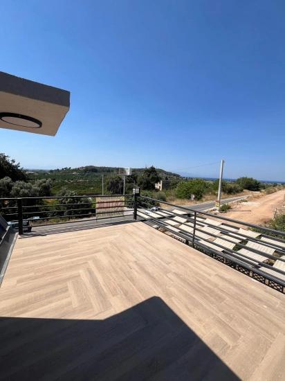 Fertiges, Freistehendes Sommerhaus Mit 2+1 Schlafzimmern In Menderes Gümüldür Zu Verkaufen, Mit Einem 200 Quadratmeter Großen Garten.