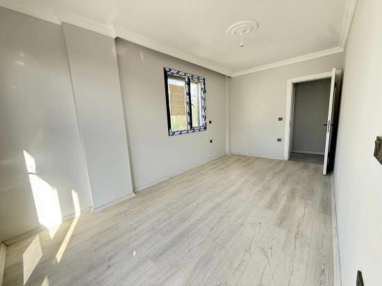 Freistehende 3+1-villa Mit Garten Zum Verkauf In Doğanbey, Seferihisar