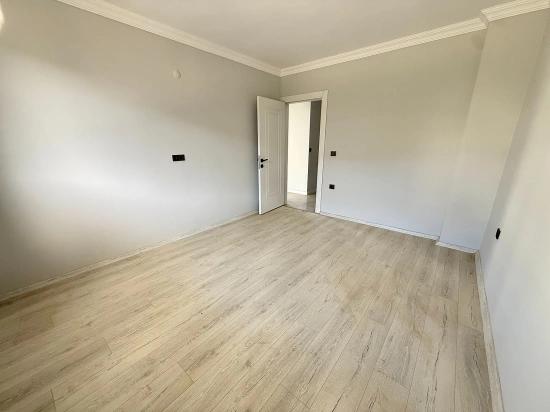 Freistehende 3+1-villa Mit Garten Zum Verkauf In Doğanbey, Seferihisar