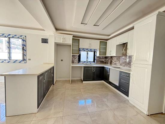 Freistehende 3+1-villa Mit Garten Zum Verkauf In Doğanbey, Seferihisar