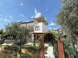 3+1-Zimmer Sommerhaus Zu Verkaufen in Cumhuriyet Bz. Seferihisar Doğanbey - 160 m²