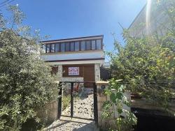 2+1 Voll Möblierte Villa Mit Garten In Doğanbey, Seferihisar Zu Verkaufen