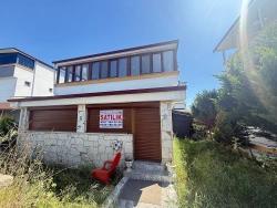 2+1 Voll Möblierte Villa Mit Garten In Doğanbey, Seferihisar Zu Verkaufen