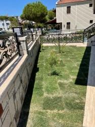 Luxuriöse Und Komfortable Duplex-Villa Am Meer In Seferihisar Ürkmez Zu Verkaufen